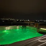 Apartamento Stylish With Shared Rooftop Terrace Jacuzzi Mk2