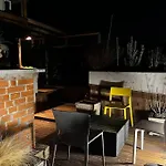 Stylish With Shared Rooftop Terrace Jacuzzi Mk2