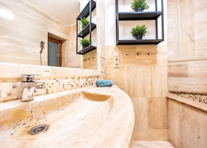 Stylish With Shared Rooftop Terrace Jacuzzi Mk2 * 부다페스트