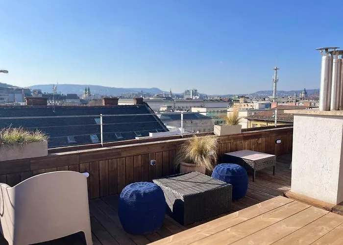 Apartament Stylish With Shared Rooftop Terrace Jacuzzi Mk2 *