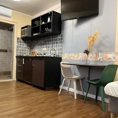 Apartment Stylish With Shared Rooftop Terrace/jacuzzi
