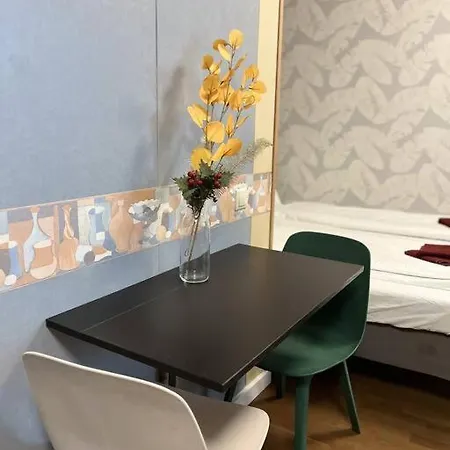 Stylish With Shared Rooftop Terrace/jacuzzi * Budapest
