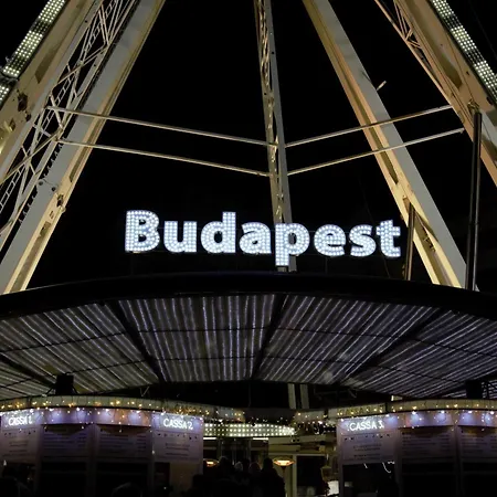 Stylish With Shared Rooftop Terrace Jacuzzi Mk2 Budapest