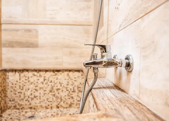 Apartamento Stylish With Shared Rooftop Terrace Jacuzzi Mk2